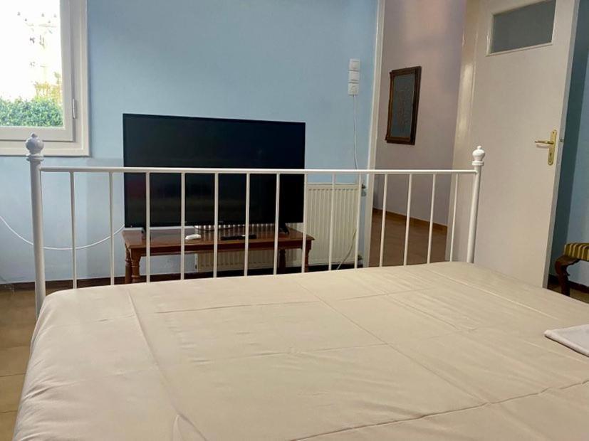 Apartament Tiffany'S 5' Min From Airport Spáta Zewnętrze zdjęcie