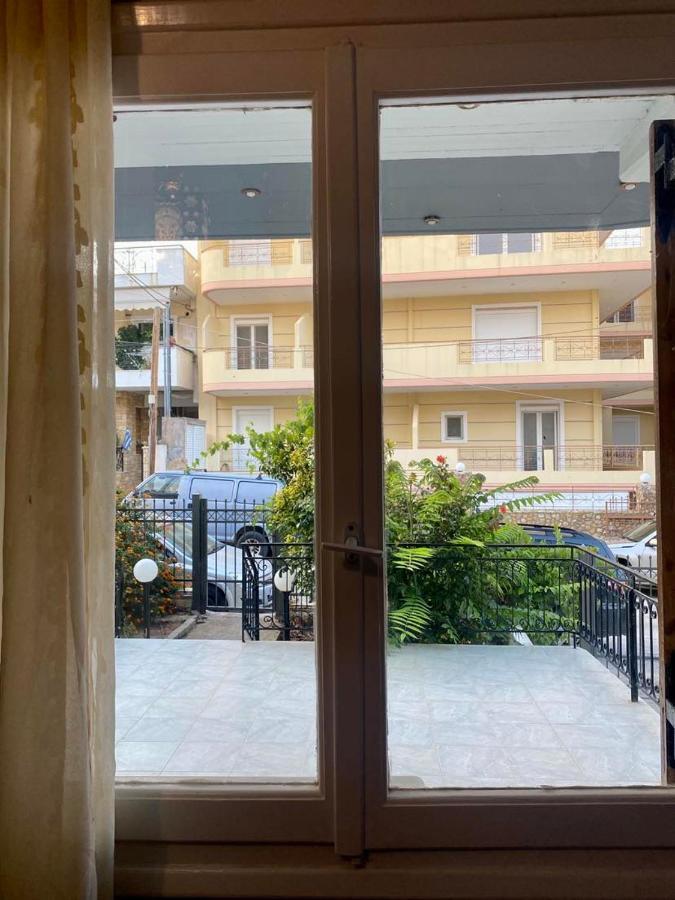 Apartament Tiffany'S 5' Min From Airport Spáta Zewnętrze zdjęcie