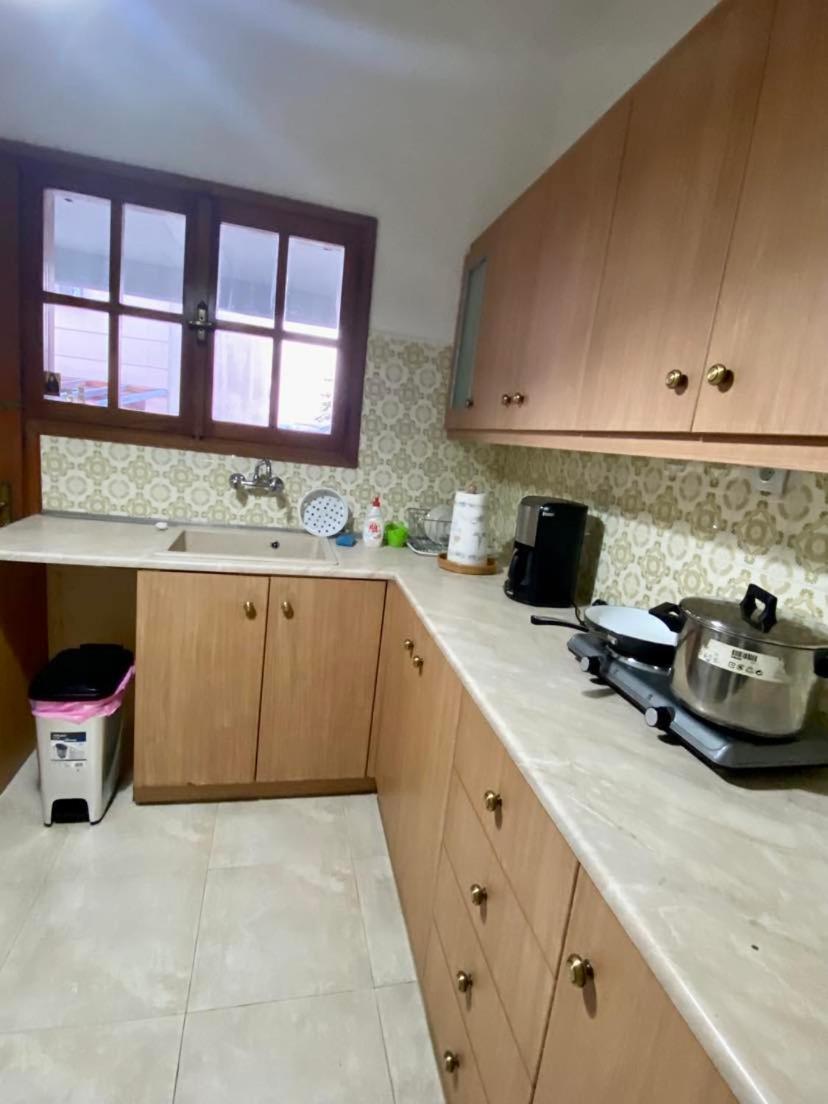Apartament Tiffany'S 5' Min From Airport Spáta Zewnętrze zdjęcie